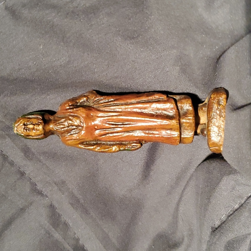 Vintage HAND CARVED WOOD FIGURINE Farm Woman 4.5"